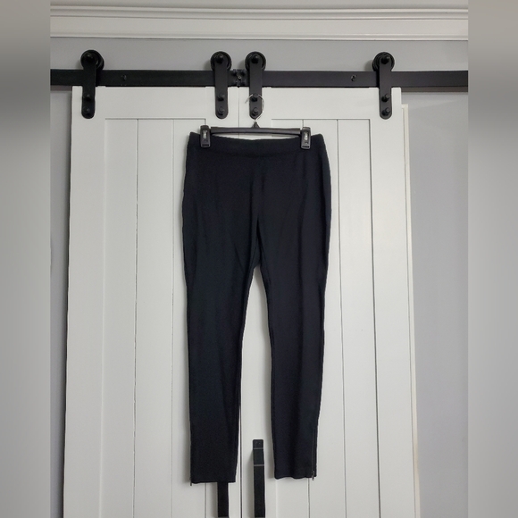 SALE: Talbots Black Zipper Ankle Leggings. Good Condition! - Picture 1 of 5